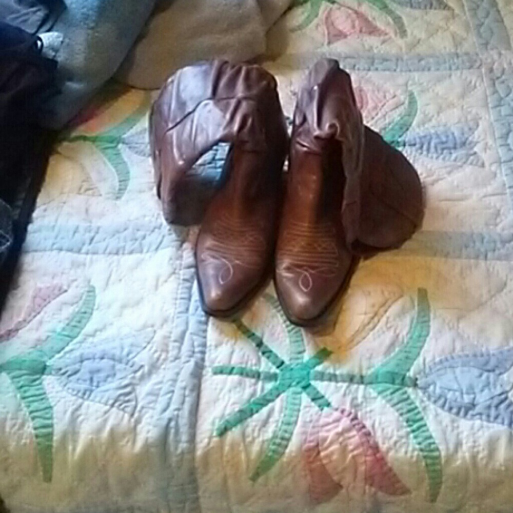 Brown boots